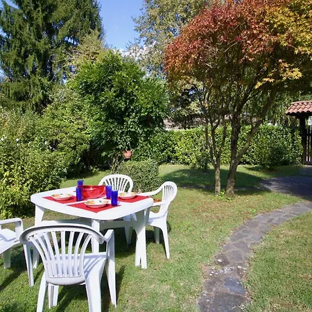 Sleeps 5 Pool