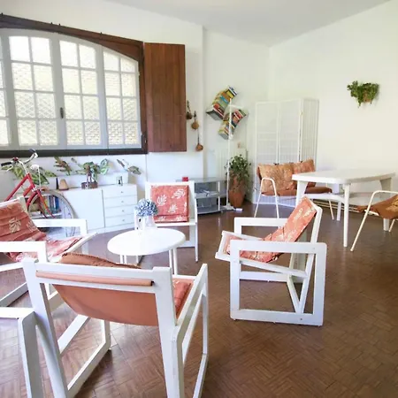 Sleeps 5 Pool * Ispra